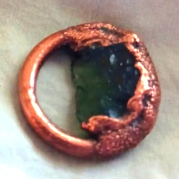 Moldavite Casted in Copper Circle - Picture 3 of 6
